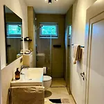 Gemuetliche, Moderne In Fabrikanten